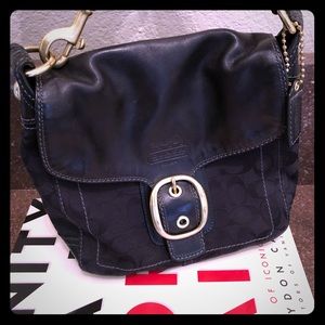 Coach Bag Black Signature with Hardware